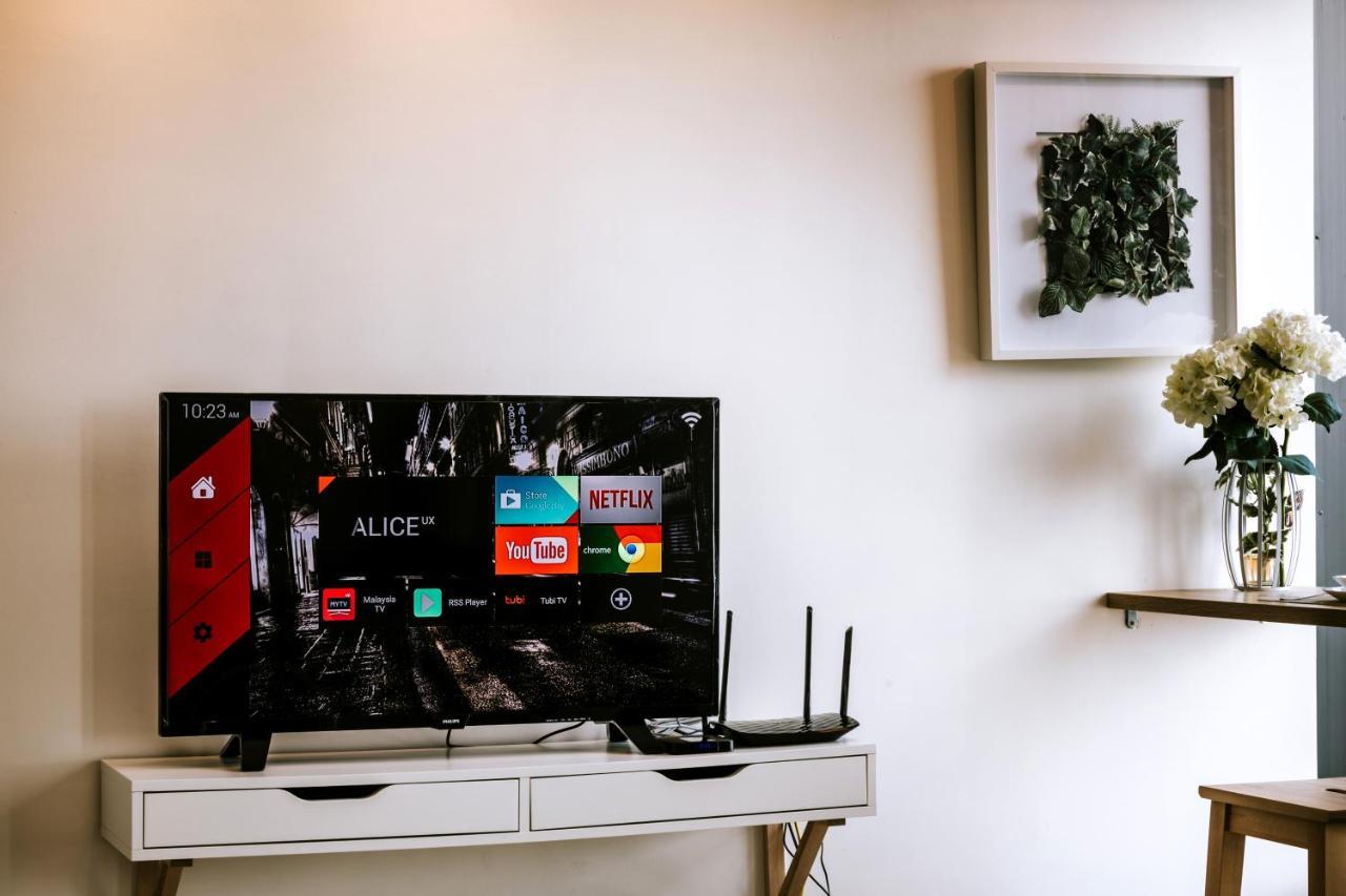 Muji Studio 2 - Seaview At 218 Tropicana Near Komtar Food Heaven With Netflix & Tv Box George Town Exterior foto